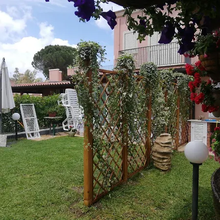 Casa Vacanza Portorosa 펜션 몬테 델 라고